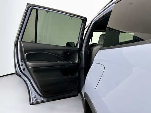 Used 2023 Honda Passport Elite image 27