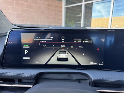 Used 2023 Nissan Ariya FWD image 22