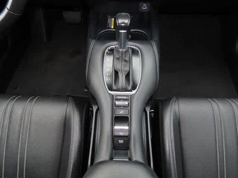 Used 2024 Honda HR-V EX-L image 22
