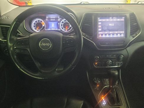 Used 2019 Jeep Cherokee Trailhawk w/ Cold Weather Group AWD/4WD image 22