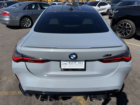 Used 2022 BMW M4 Competition w/ Executive Package RWD image 9