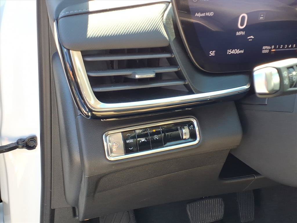 Used 2025 Buick Envision Preferred AWD/4WD image 18