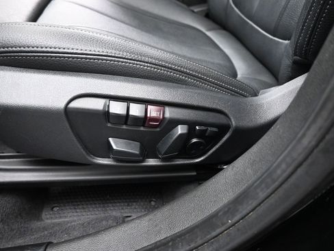 Used 2019 BMW X1 sDrive28i w/ Convenience Package image 11