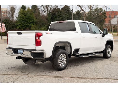 Certified 2025 Chevrolet Silverado 2500 LT w/ Convenience Package image 7