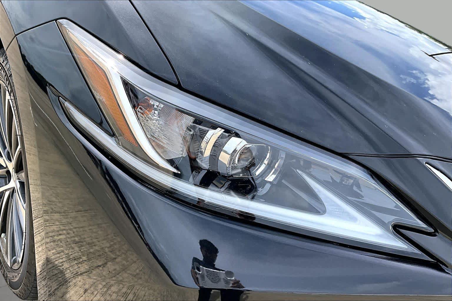 Certified 2023 Lexus ES 350 w/ Premium Package FWD image 27