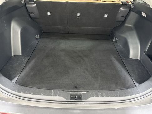 Used 2019 Toyota RAV4 XLE Premium FWD image 27