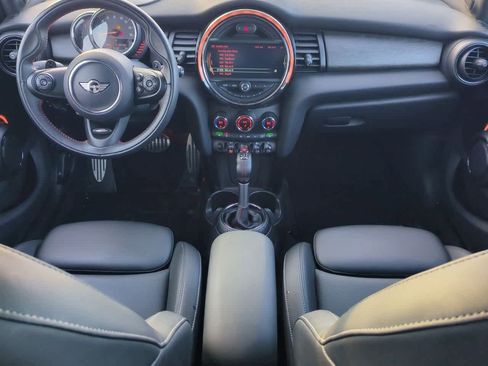 Used 2017 MINI Cooper S image 14