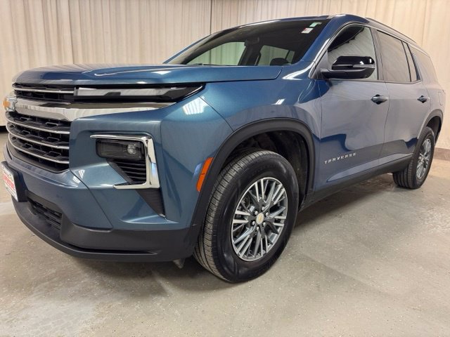 Used 2024 Chevrolet Traverse LT FWD image 9