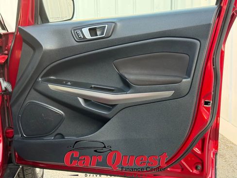 Used 2018 Ford EcoSport SE w/ SE Convenience Package image 18