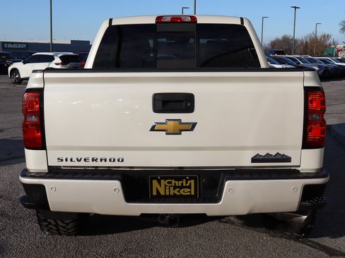 Used 2014 Chevrolet Silverado 1500 High Country w/ High Country Premium Package image 5