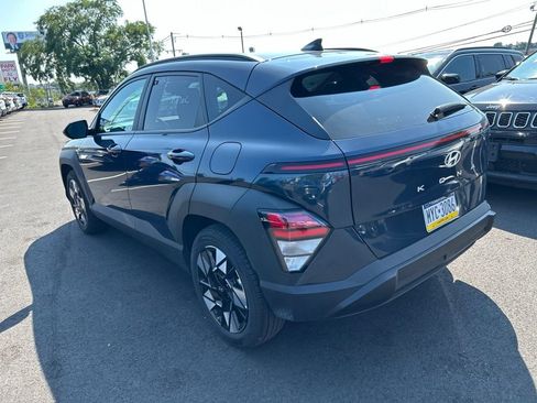 Used 2025 Hyundai Kona SEL FWD image 4