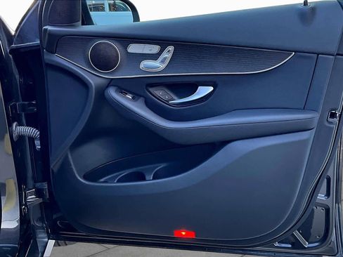 Certified 2021 Mercedes-Benz GLC 300 image 20