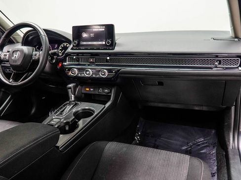 Used 2022 Honda Civic EX image 17
