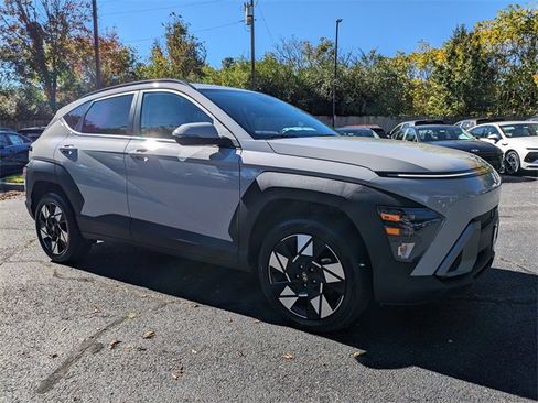 Used 2024 Hyundai Kona SEL image 1