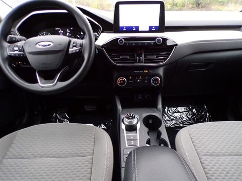 Used 2021 Ford Escape SE image 29