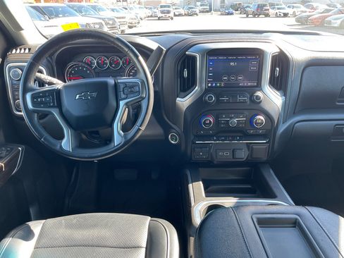Used 2021 Chevrolet Silverado 1500 RST image 19