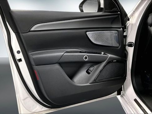 Used 2024 Maserati Grecale GT AWD/4WD image 18