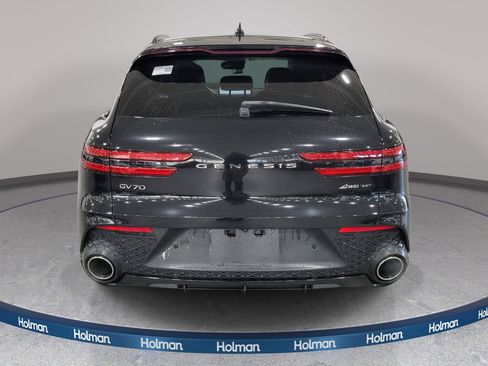 Used 2022 Genesis GV70 3.5T Sport image 12