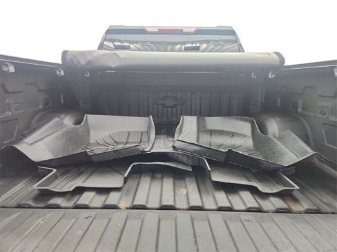 Used 2019 Chevrolet Silverado 1500 RST image 26