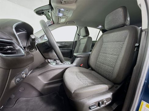 Used 2024 Chevrolet Equinox LT AWD/4WD image 21