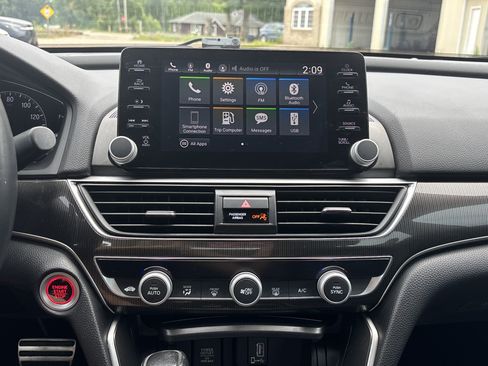 Used 2019 Honda Accord Sport image 16