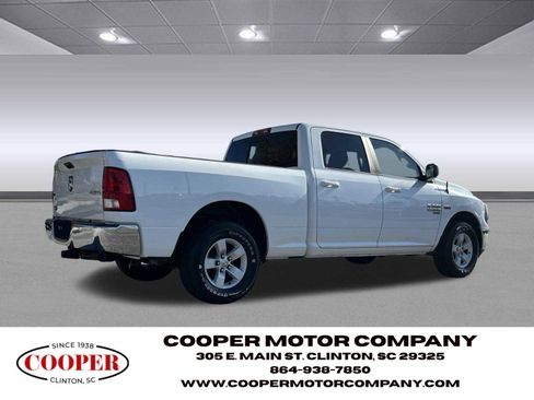 Used 2020 RAM 1500 Classic SLT image 7