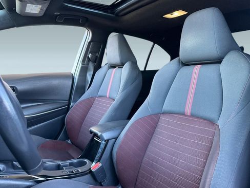 Used 2023 Toyota Corolla SE w/ SE Premium Package image 26