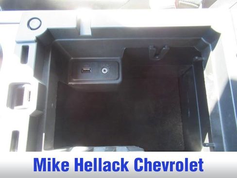 Used 2017 Ford Expedition XLT w/ Equipment Group 201A image 33