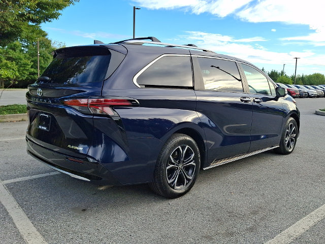 Certified 2026 Toyota Sienna Platinum AWD/4WD image 6