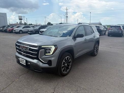 Used 2025 GMC Terrain Elevation w/ Elevation Premium Package AWD/4WD image 2