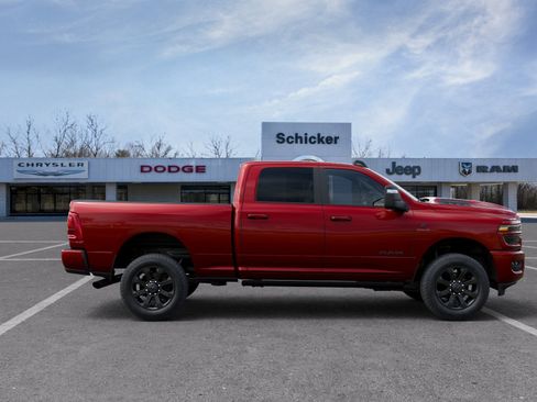 New 2026 RAM 3500 Laramie AWD/4WD image 47