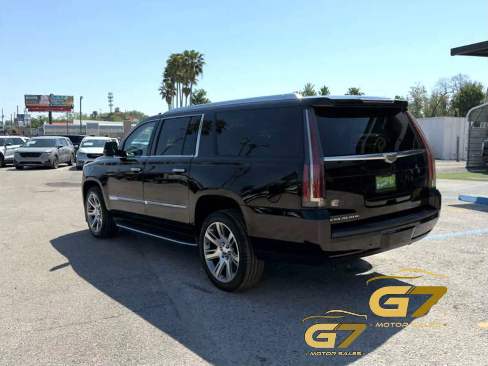 Used 2016 Cadillac Escalade ESV Luxury RWD image 8
