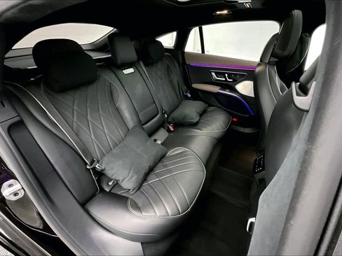Certified 2023 Mercedes-Benz EQS 580 4MATIC Sedan image 16