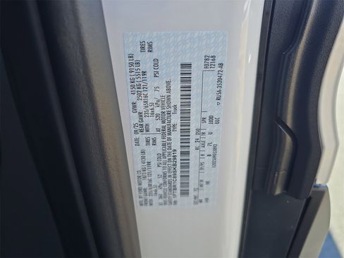 New 2025 Ford Transit 250 148 Medium Roof w/ Load Area Protection Package image 26