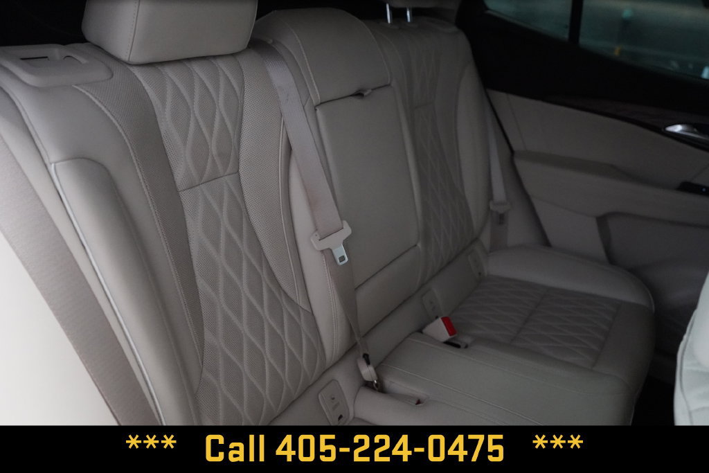 Used 2023 Buick Envision Avenir AWD/4WD image 21