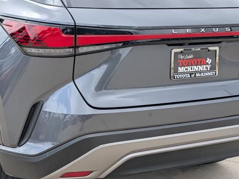 Used 2025 Lexus RX 350 FWD w/ Technology Package image 8