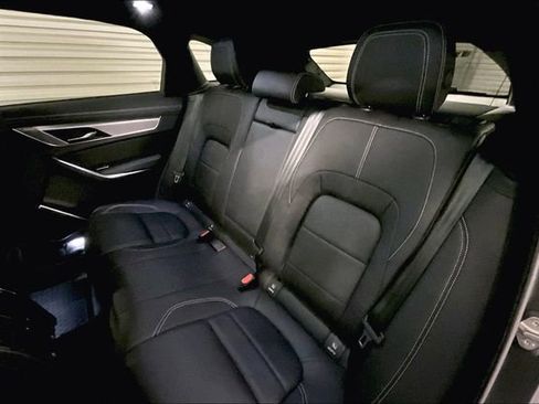 Certified 2024 Jaguar F-PACE R-Dynamic S image 17