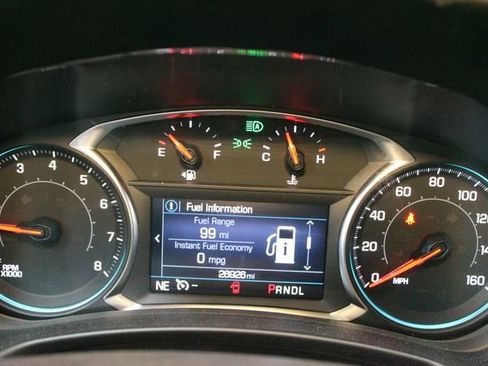 Used 2023 Chevrolet Equinox LT image 25