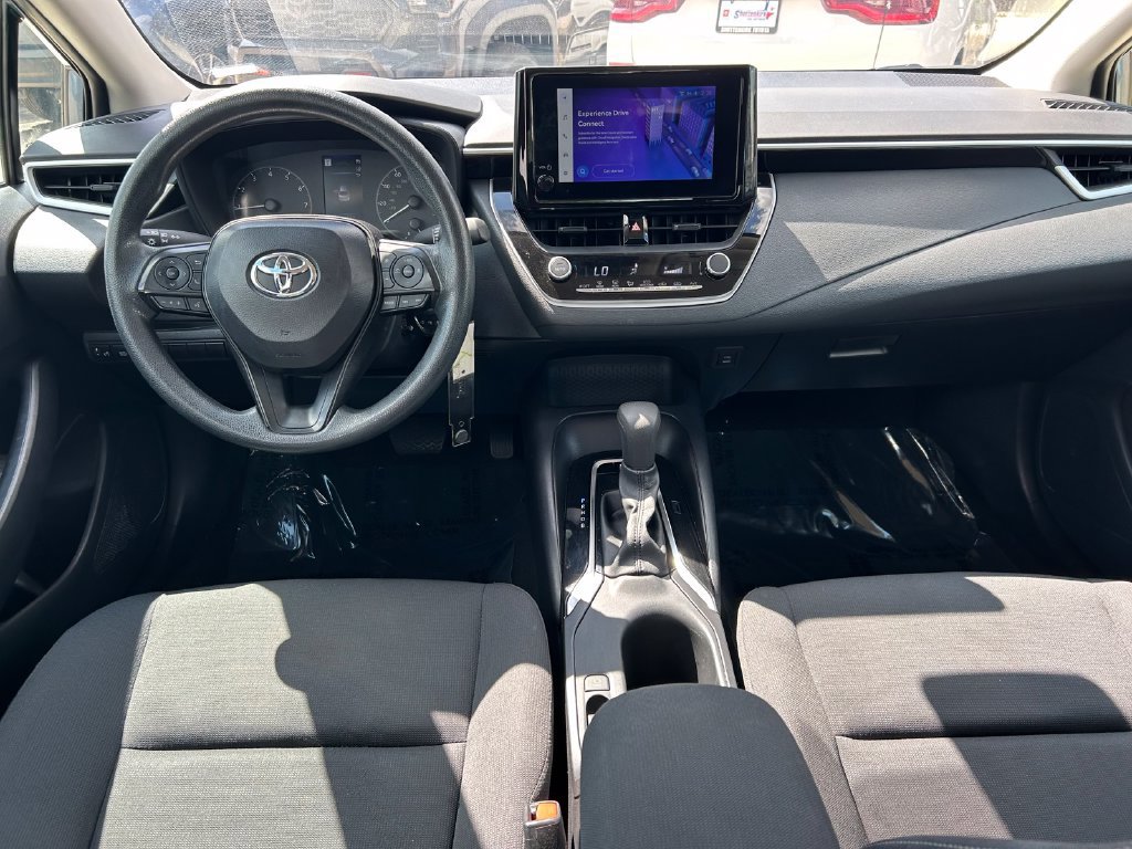Certified 2025 Toyota Corolla LE FWD image 17