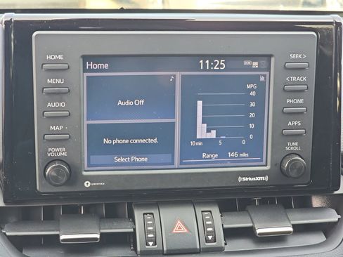 Used 2022 Toyota RAV4 XLE Premium image 27