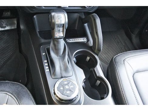 Used 2023 Ford Bronco Everglades AWD/4WD image 26