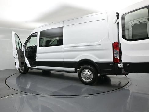 Certified 2023 Ford Transit 250 Medium Roof RWD image 25