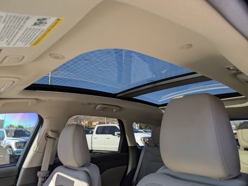 Used 2024 Lincoln Corsair Grand Touring w/ Equipment Group 301A image 16