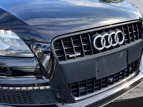 Used 2015 Audi Q7 3.0T S line Prestige w/ 21" S Line Plus Package AWD/4WD image 35