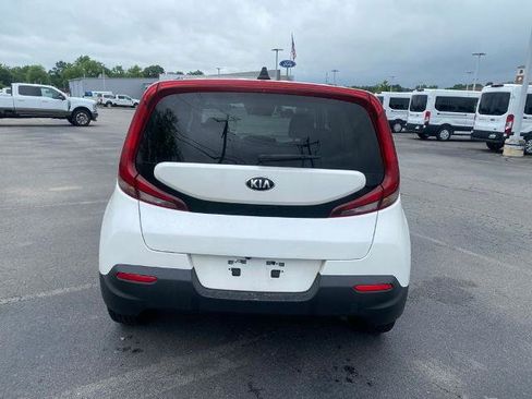 Used 2021 Kia Soul LX FWD image 6