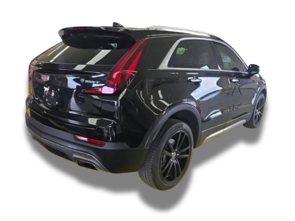 Used 2023 Cadillac XT4 Premium Luxury w/ Technology Package FWD image 4