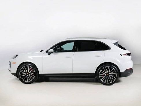 New 2026 Porsche Cayenne S AWD/4WD image 2