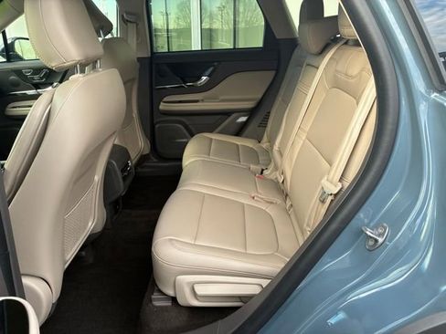 Used 2023 Lincoln Corsair AWD image 20