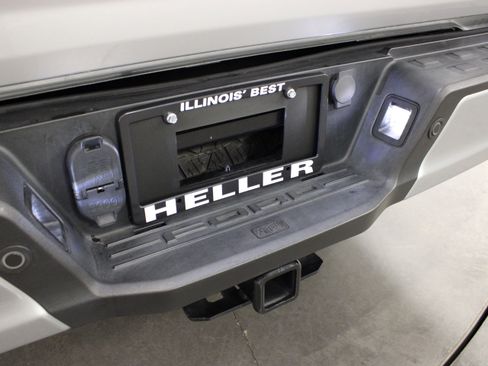 Used 2022 Ford F150 Lightning XLT AWD/4WD image 12