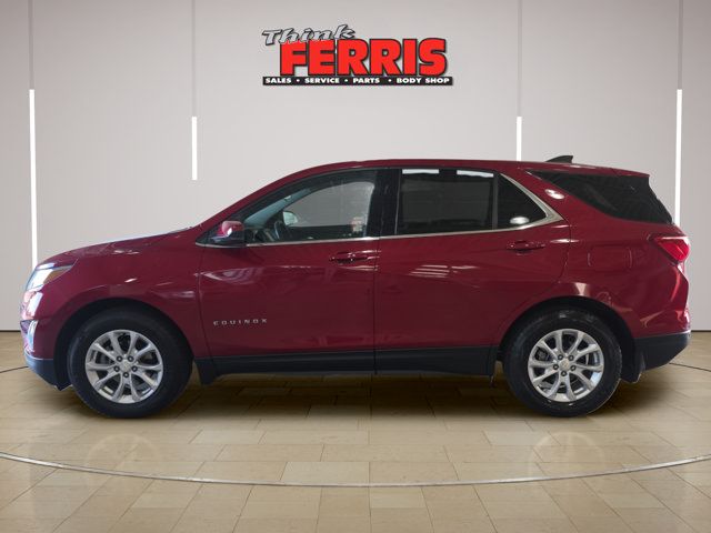 Used 2020 Chevrolet Equinox LT w/ Driver Convenience Package FWD image 2